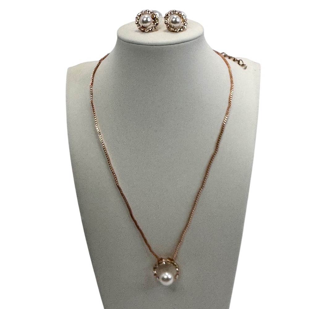 Gold Tone Faux Pearl Rhinestone Halo Necklace & Stud Earrings Set Y2K Coquette